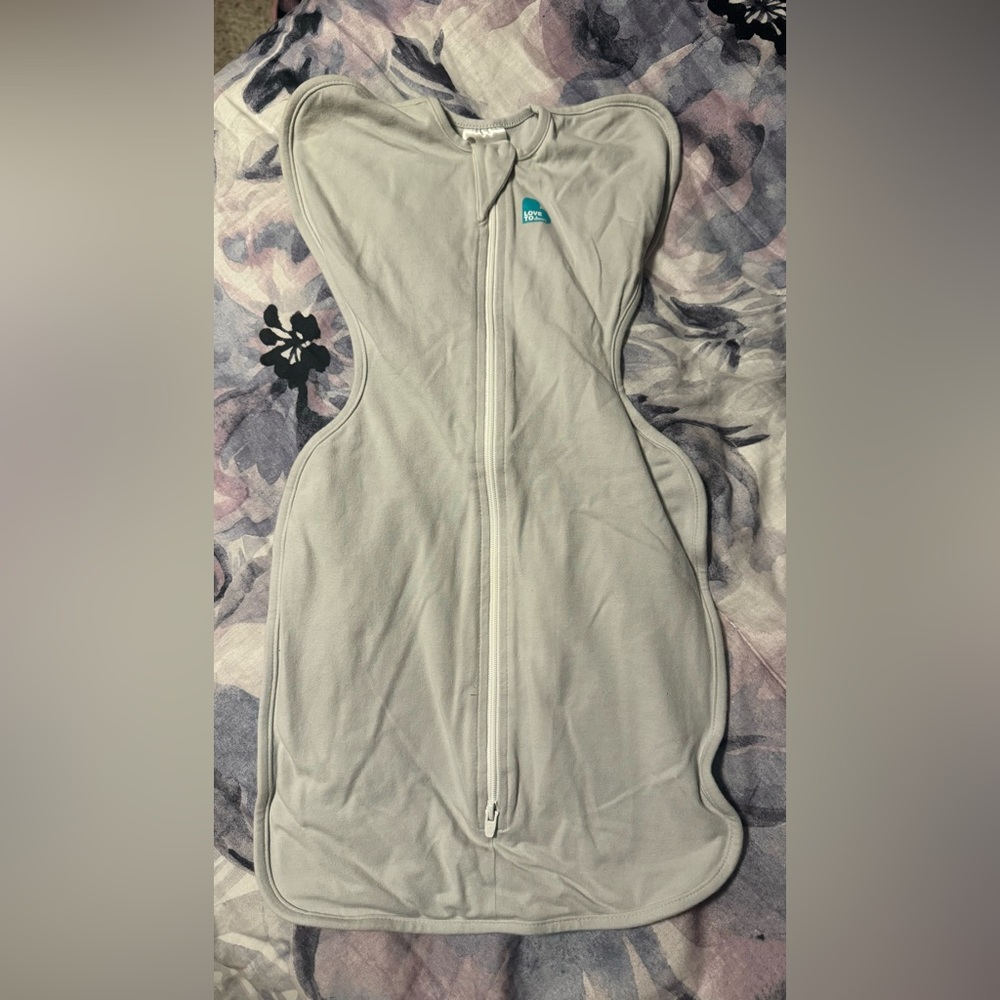 Small Love To Dream Swaddle
